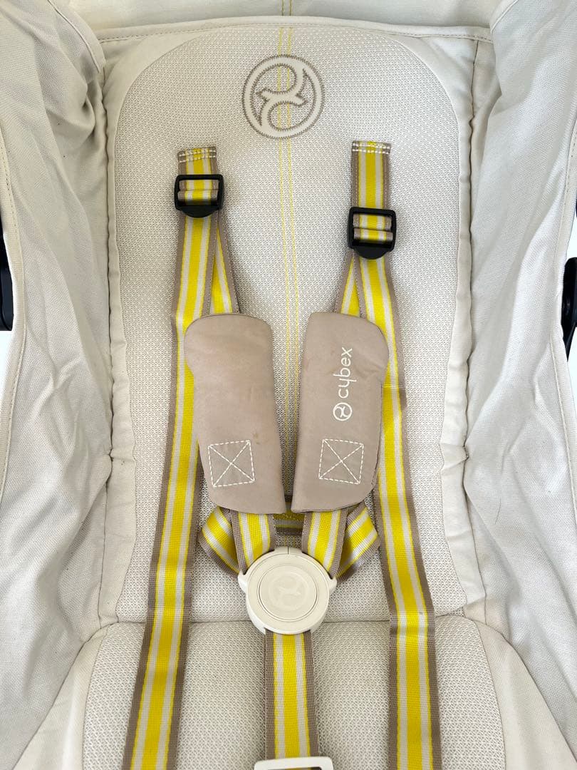 【cyber】サイベックス　 リベル シーシェルベージュ バンパーバー付き