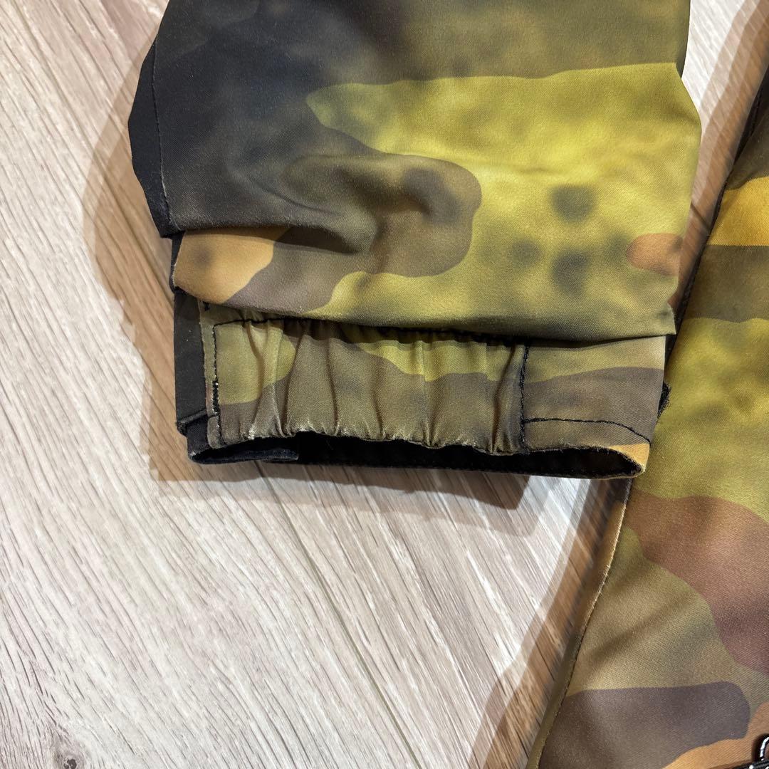 ボルコム カモフラージュ スノーボードジャケット sサイズ 120〜130