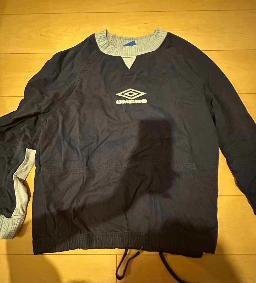 Umbroドリルトップ リアム　Oasis