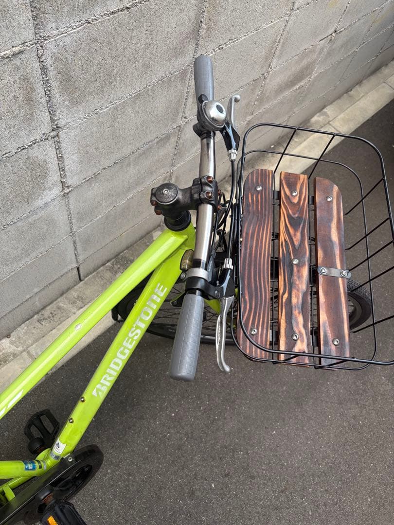 <両タイヤ・カゴ新品>ブリヂストン　グリーン系