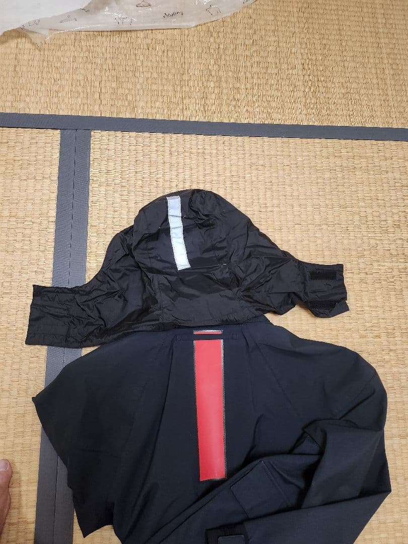 H*L様 PRADA ルナロッサ プラダ ピレリ リネア ロッサ ロゴマーク入り