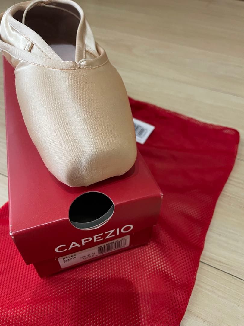 capezio カペジオ　カイリー KYLEE 1140W サイズ8 M