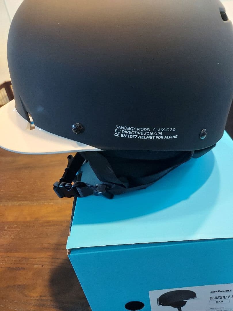 sandbox CLASSIC 20 ヘルメット MIPS　サイズML　新品