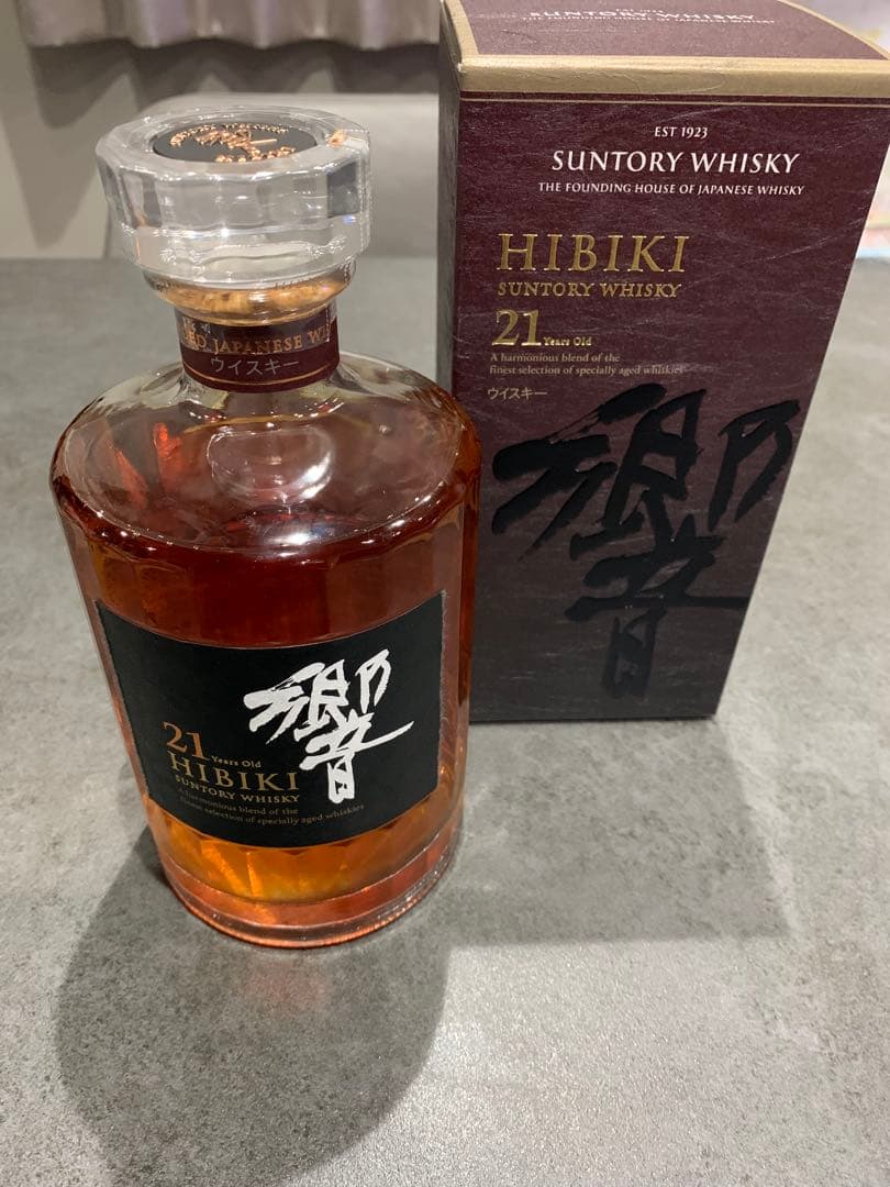 響　Hibiki 21年 ウイスキー 専用箱付き　新品未開封
