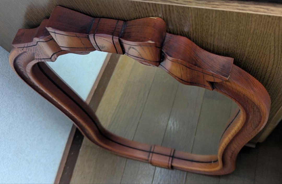 アンティーク　ヴィンテージ　昭和レトロミラー　木製壁掛け鏡