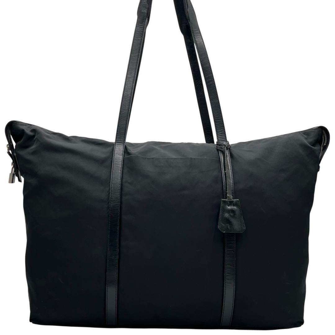 PRADA プラダ　ボストンバッグ　トートバッグ　大容量　旅行バッグ　ナイロン