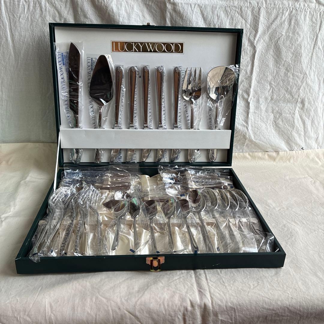 LUCKY WOOD マリエッタ　カトラリーセット 未使用　31pc