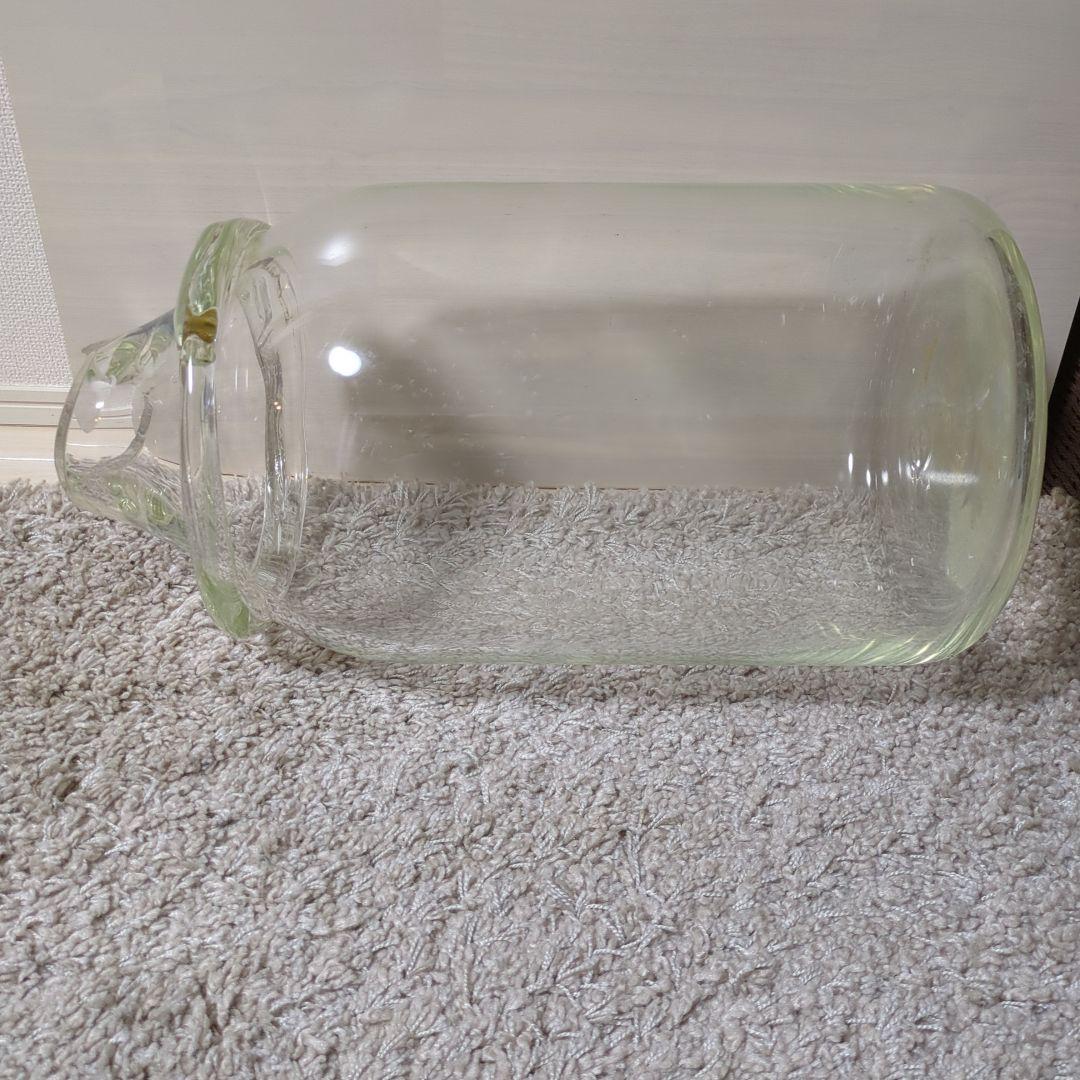 ★大きなガラスの空き瓶★