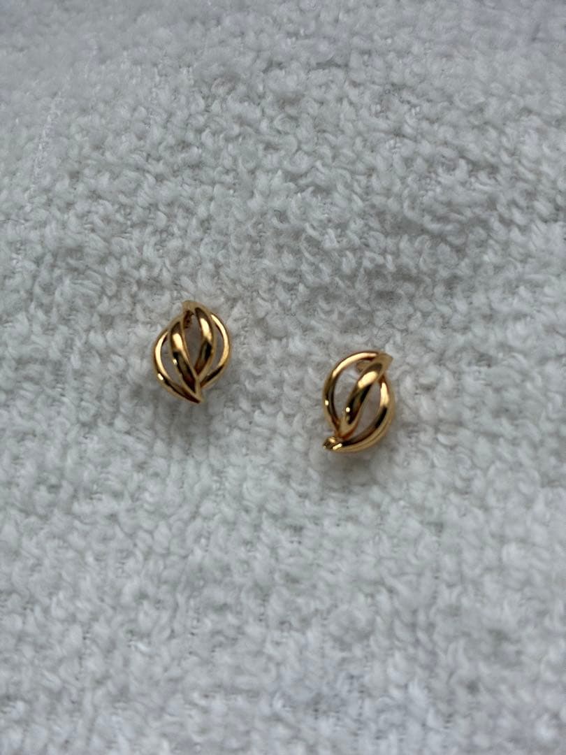 リーフモチーフ K18スタッドピアス