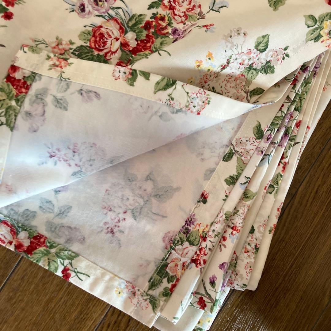 しろくま様　table runner ローラアシュレイ