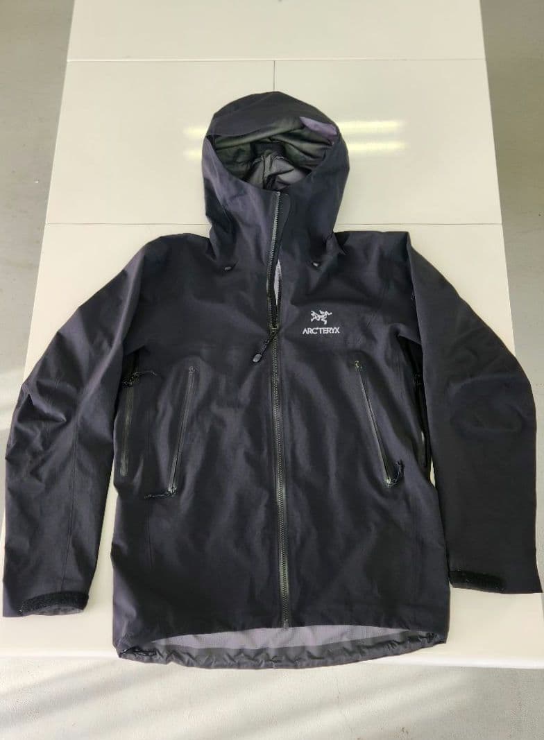 ARC'TERYX ジャケット ブラック