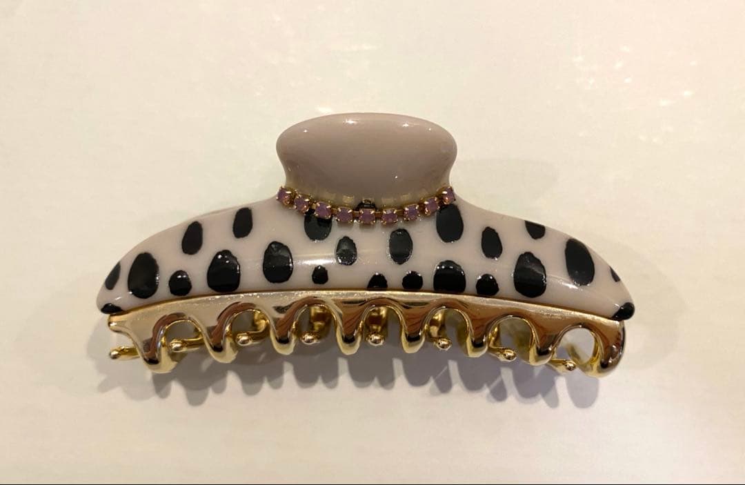 レア　acca クリップ　Mサイズ　ダルメシアン柄