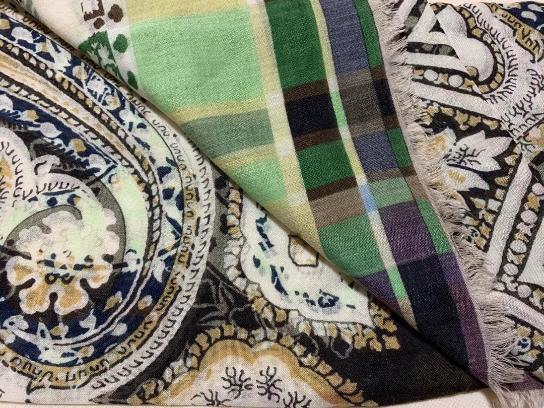 Etroエトロ　ペイズリー　大判ストール 約194 × 68センチ