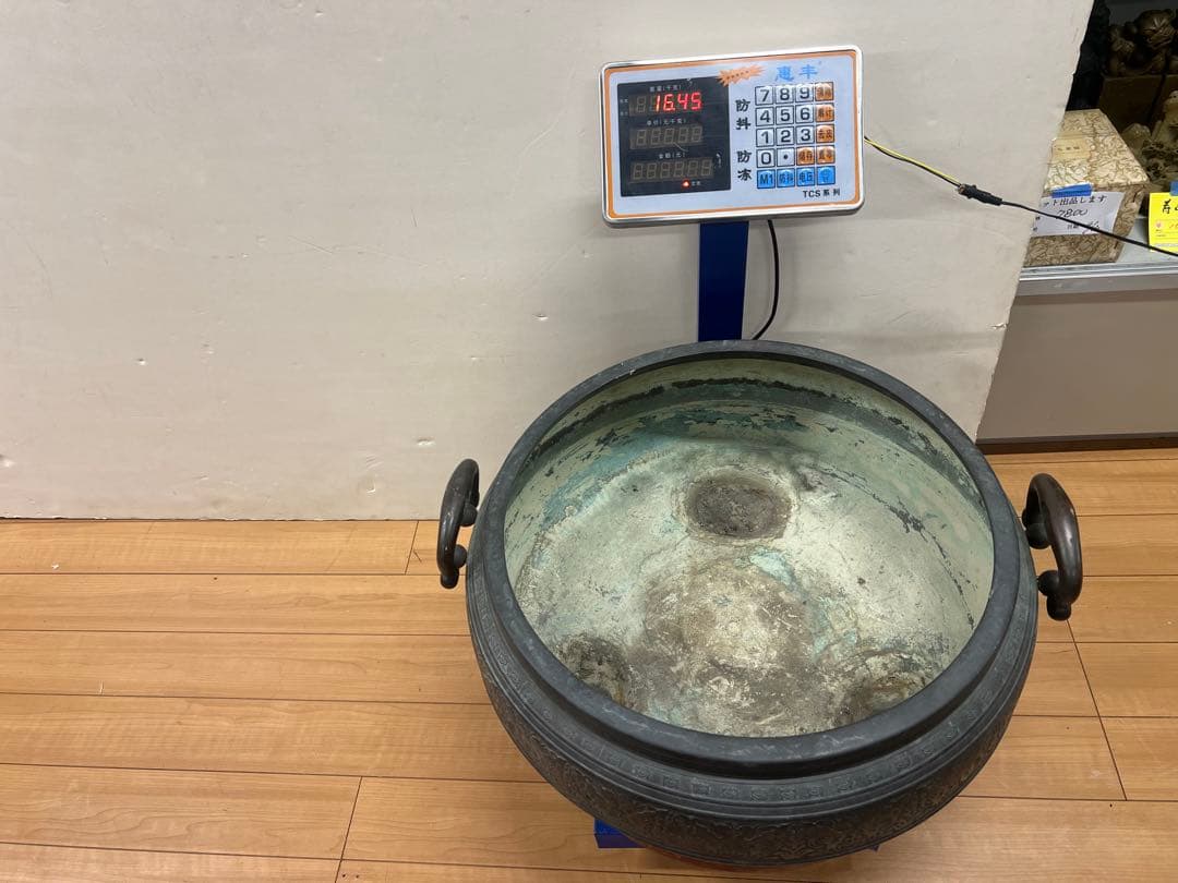 超大銅火鉢　￼直径52cm ￼￼送料込み