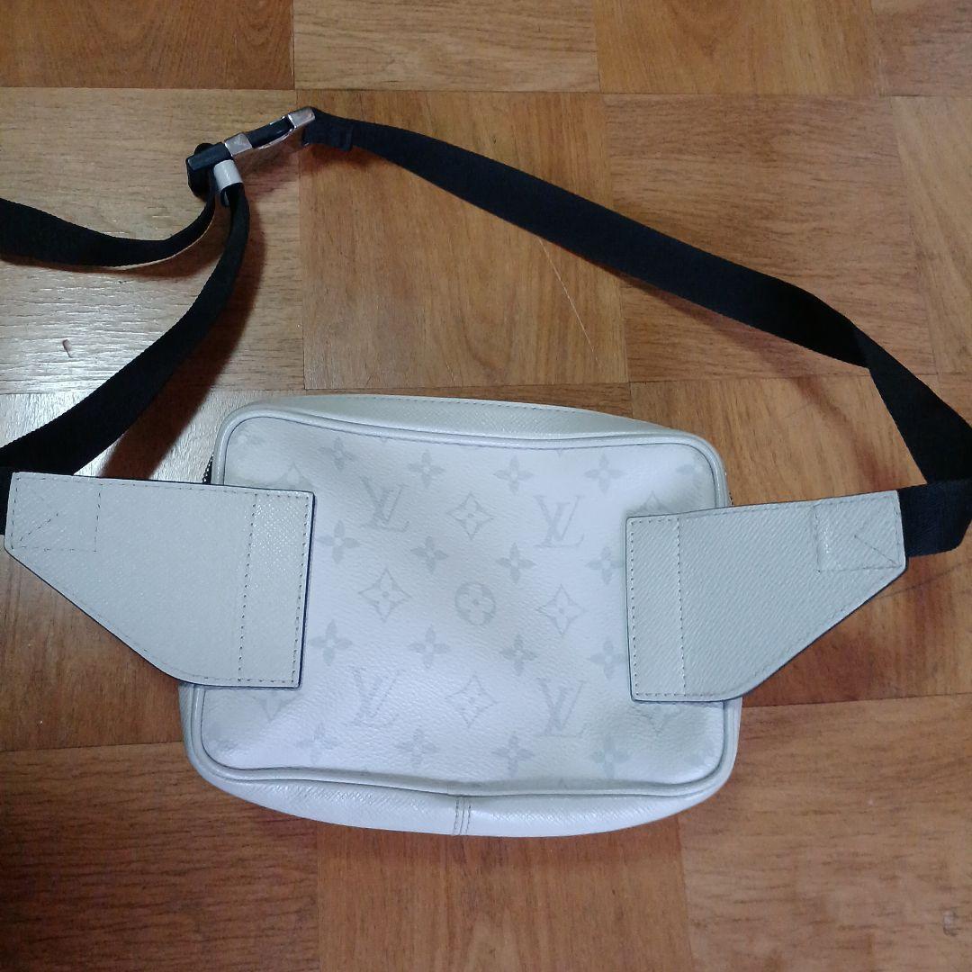 美品　Louis Vuitton タイガラマ　 バムバッグ