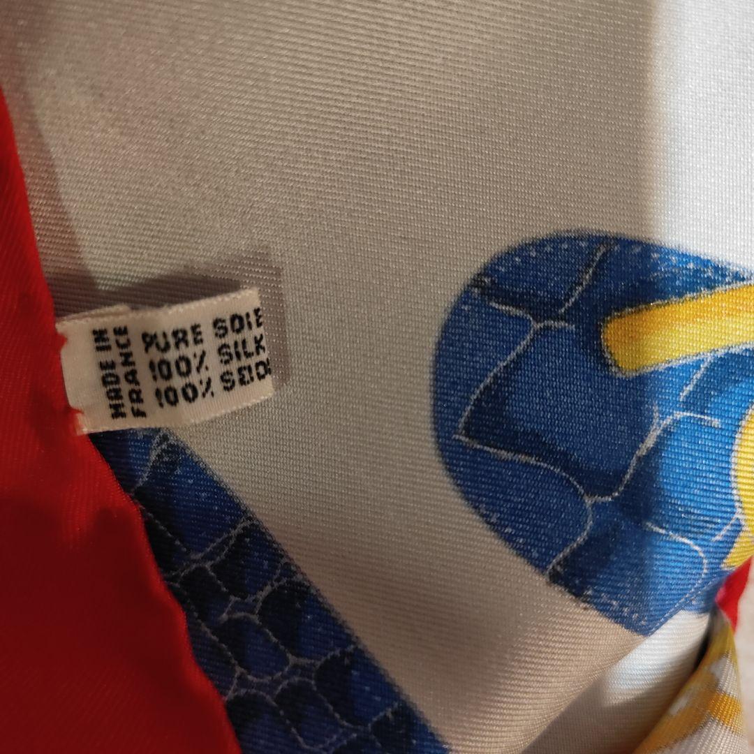 新品未使用品CELINE シルクスカーフ チェーン柄