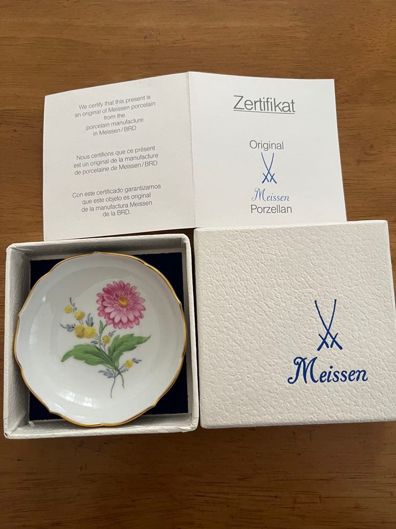 Meissen S360A 花柄　金彩小皿 証明書・箱付き新品未使用品