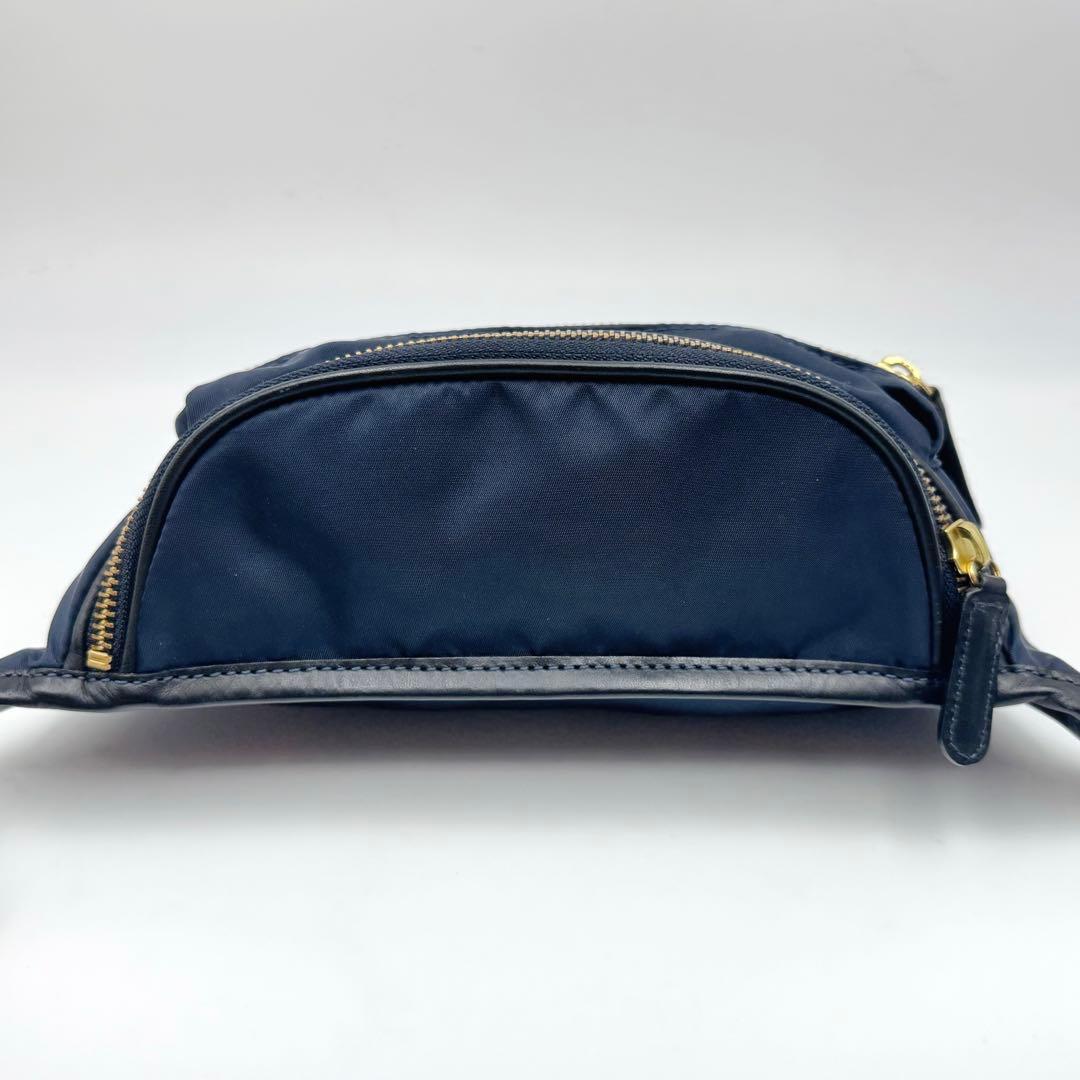 極美品✨フェリージ 218 ボディバッグ トゥモローランド別注 ゴールド金具