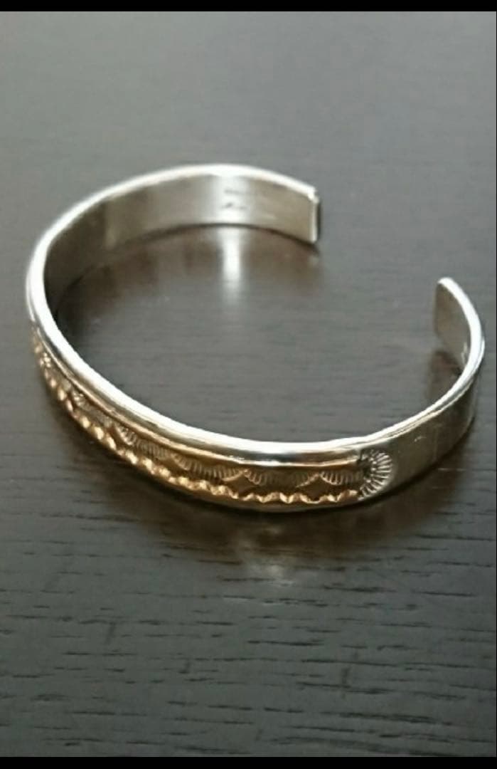 【美品】インディアンジュエリー Marc Antia 12KGF バングル