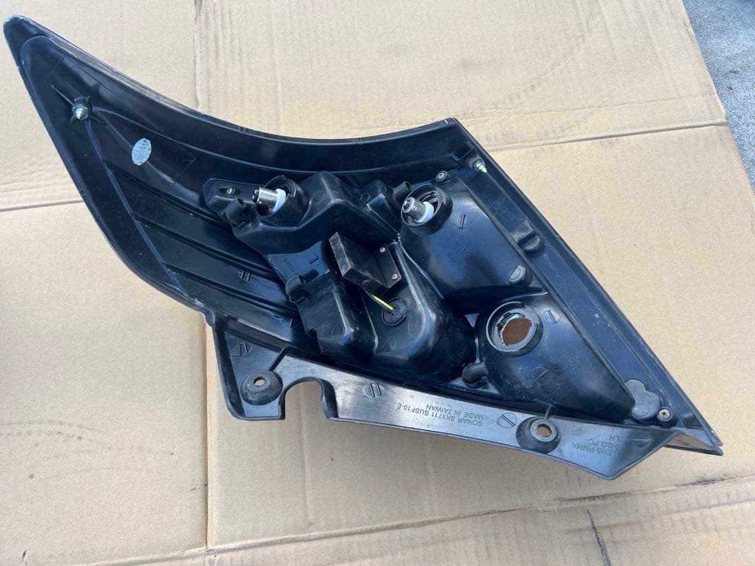 スイフト　ZD72S　テールランプ　ソナー　SONAR