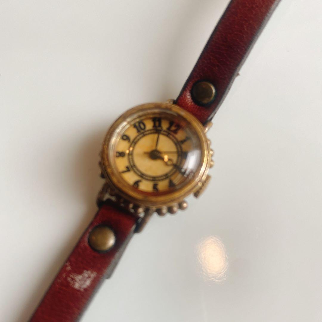 【日本製】時計職人が作ったブレスレットのような華奢腕時計