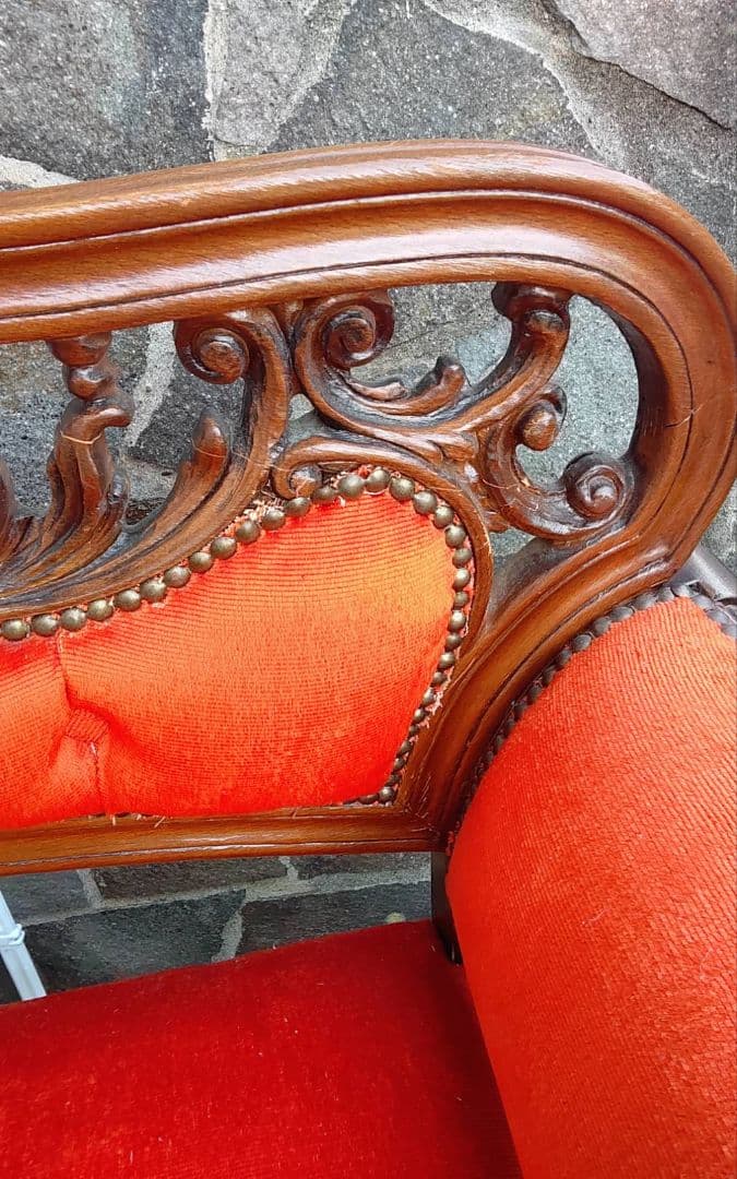 イギリスアンティーク ビクトリアンスタイル オレンジベルベットソファ