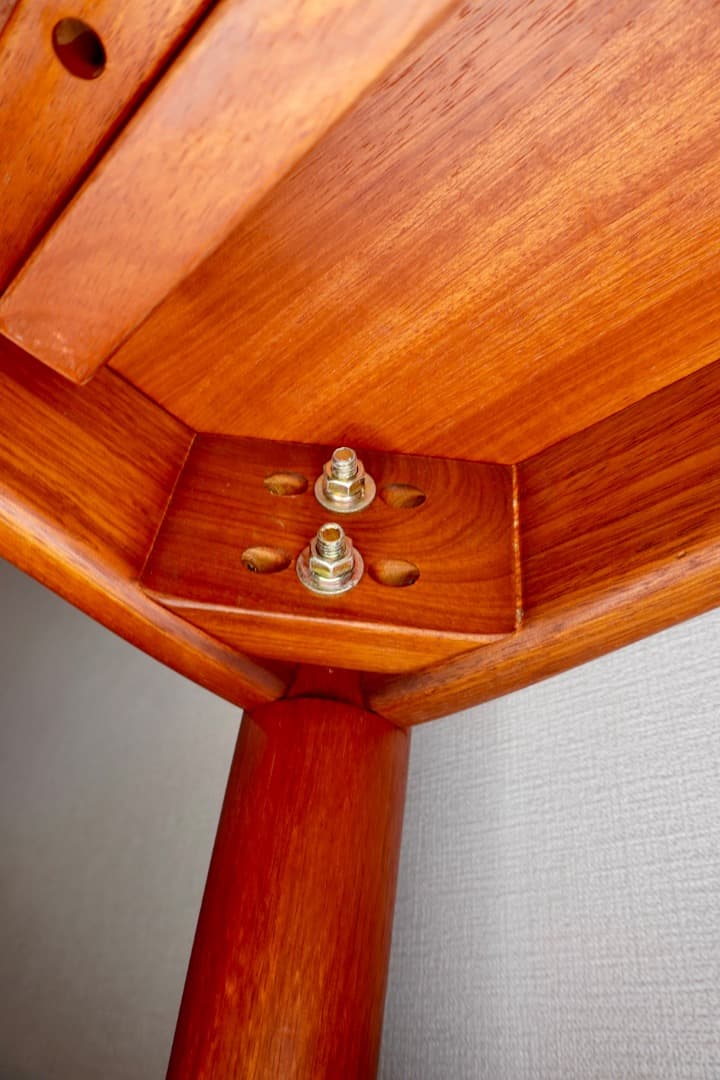 ACTUS H.W.F マホガニー エクステンションテーブル&チェア2脚