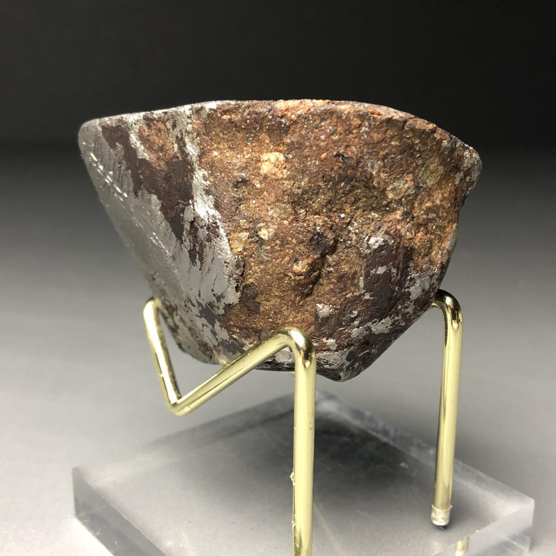 アルタイ隕石　 鉄隕石　エンドカット　高品質　原石 　重さ約278ｇ