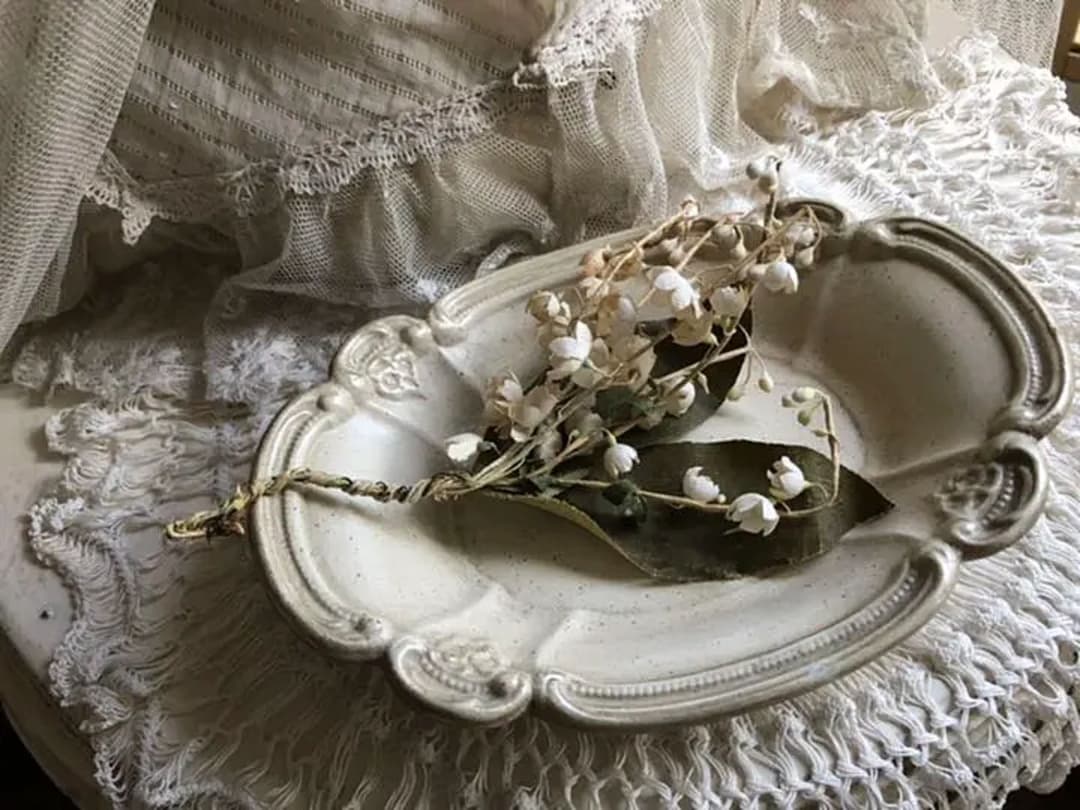 レジントレイ　エクリュ 17cm