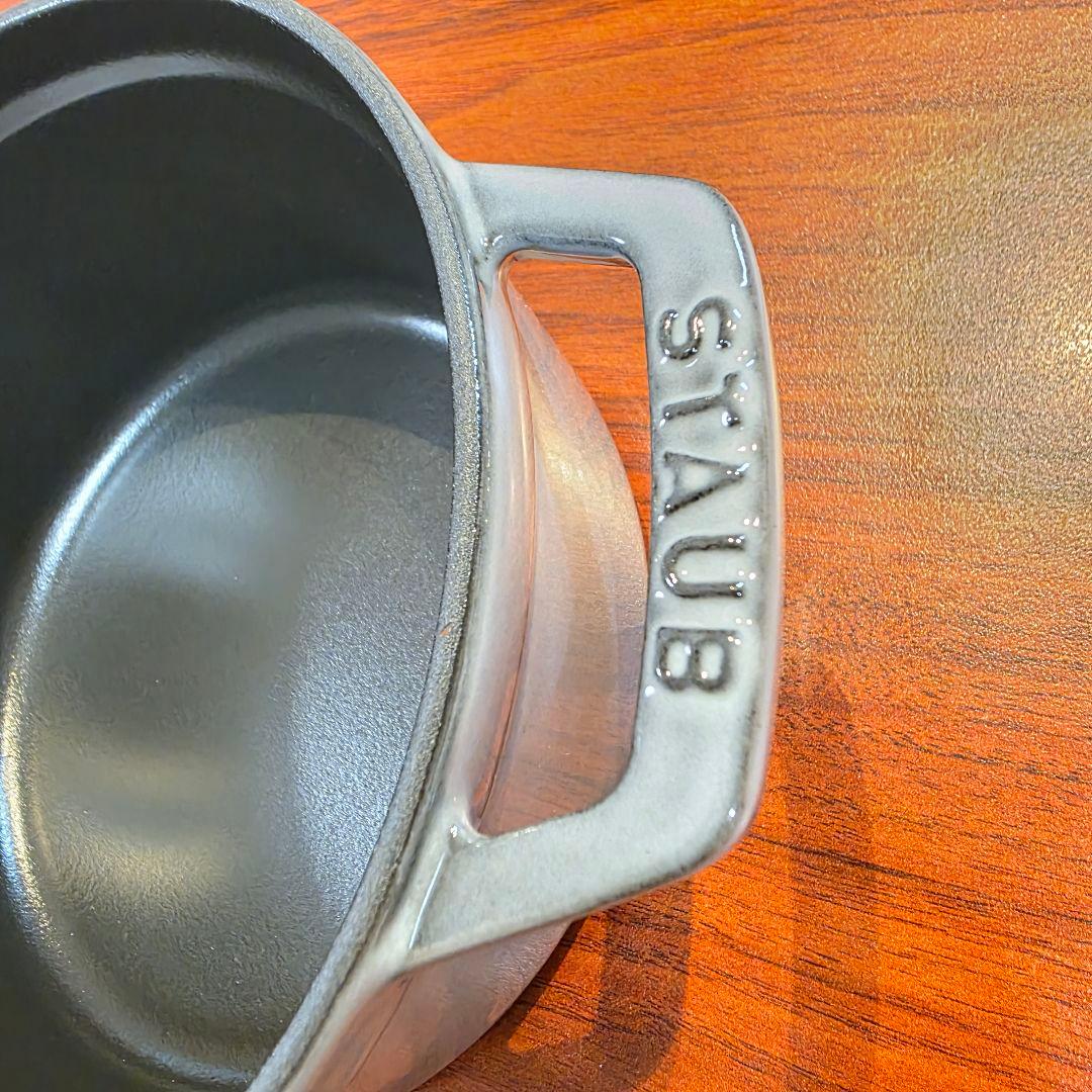 週末限定 staub 18cm ピコ・ココット ラウンド グレー