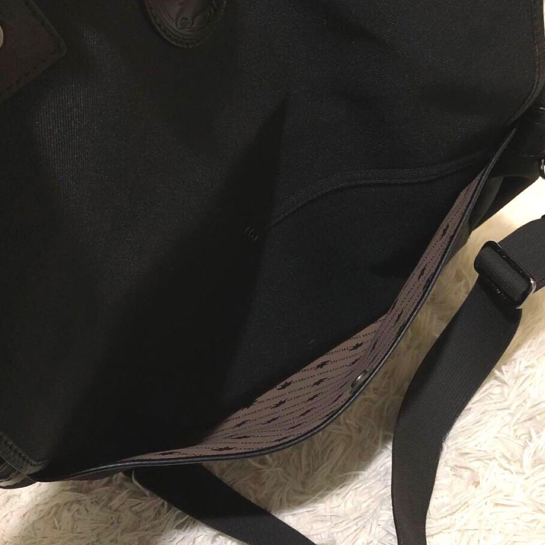 未使用☆ハンティングワールド ショルダーバッグ メッセンジャーバッグ ブラック