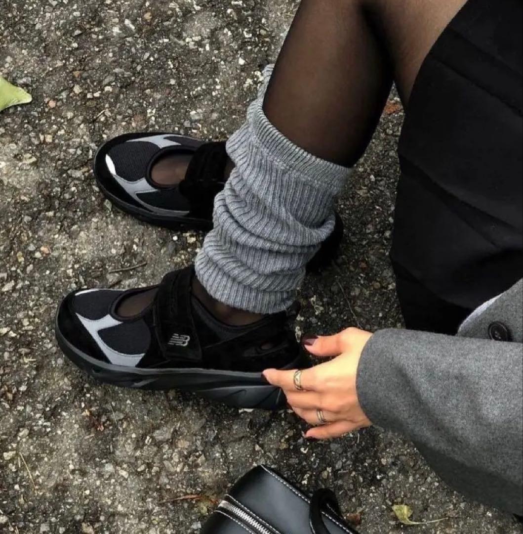 韓国限定＊New Balance メリージェーン ブラック/グレー 23cm