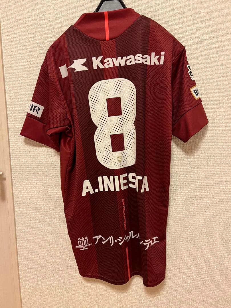 新品ヴィッセル神戸入団時アンドレス・イニエスタユニフォームバルセロナ スペイン
