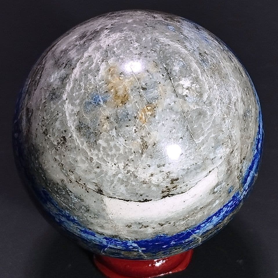 ⑤紫外線蛍光 ラピスラズリインハックマナイト 原石 丸玉 スフィア 台付 55㎜