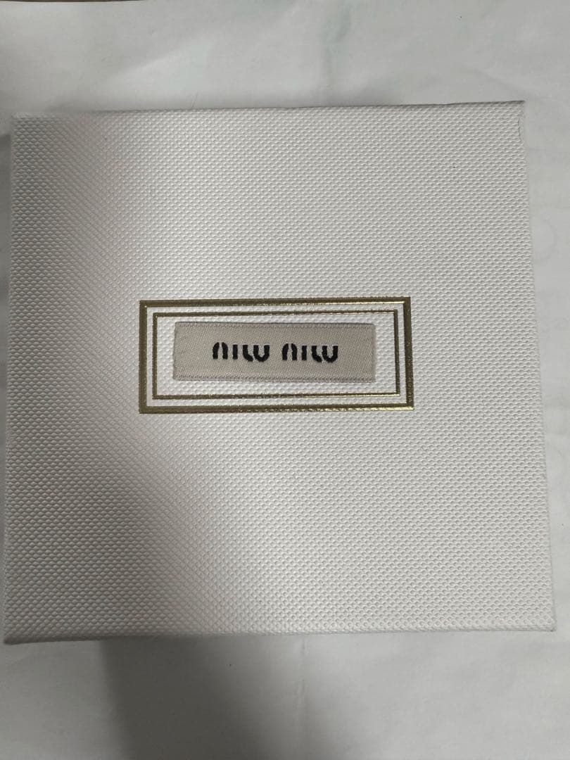 miumiu ミュウミュウ　ブラック　ヘアピン　ヘアアクセ