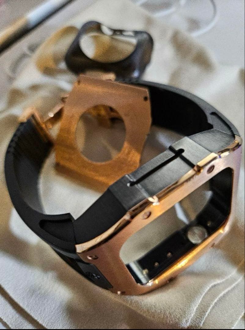 RST45 45mm Apple Watch ケース　ゴールデンコンセプト