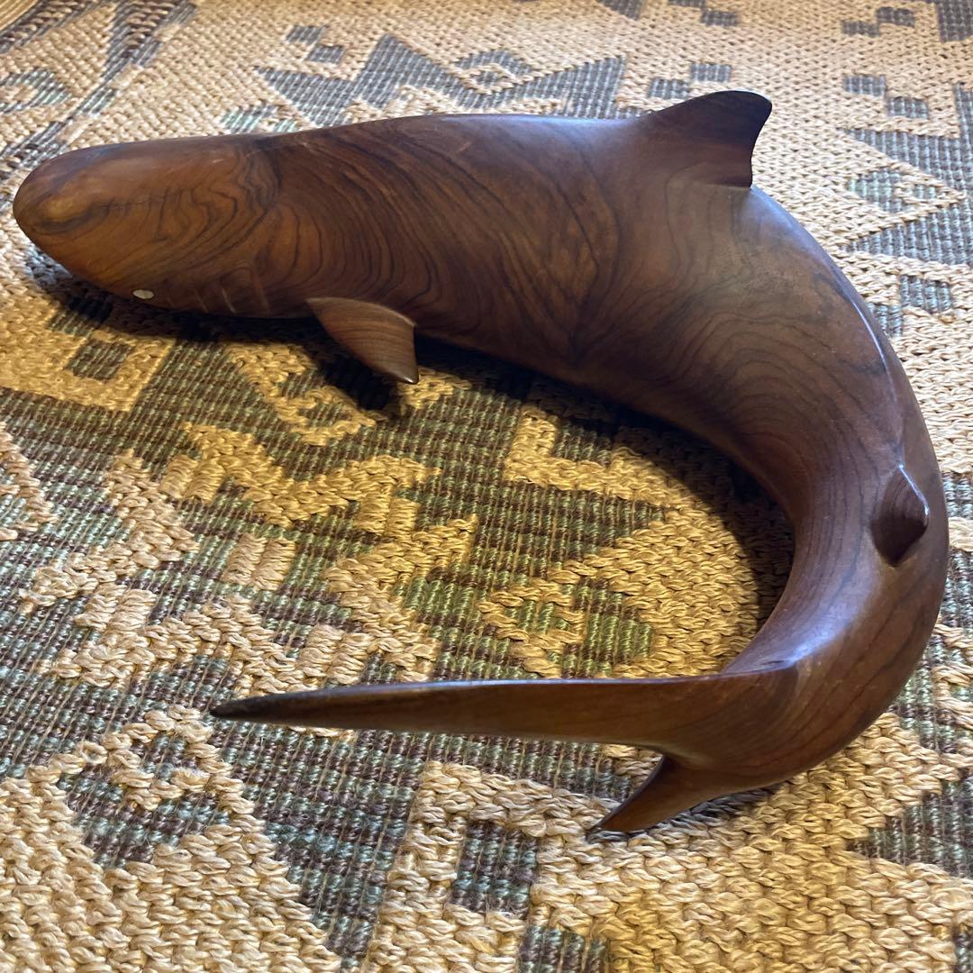 ソロモン諸島 ジンベイザメ 木彫り サメ シャーク 彫刻