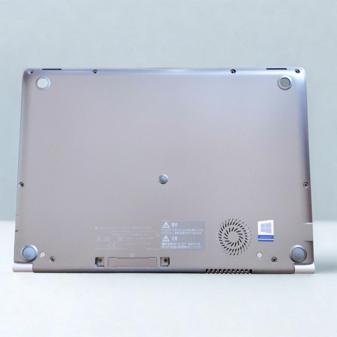 東芝 dynabook RZ63 i5 8GB SSD256GB 軽量 カメラ✨