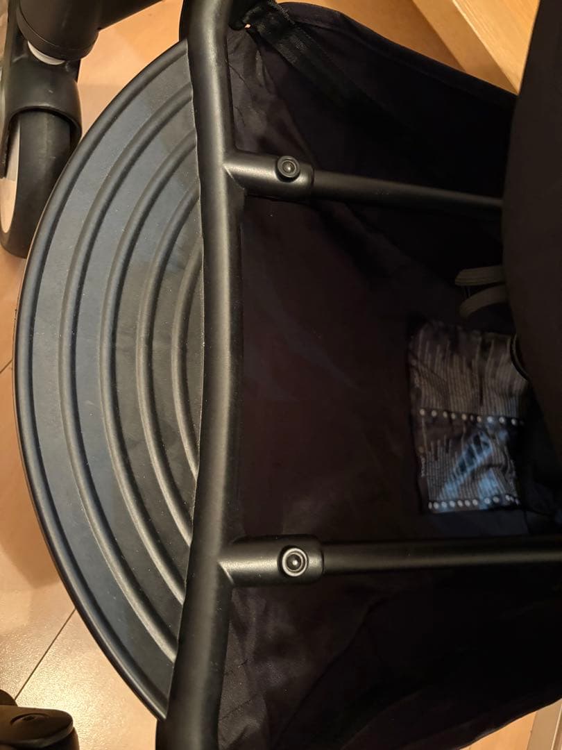 BABYZEN YOYO 6+ ブラック　折りたたみベビーカー