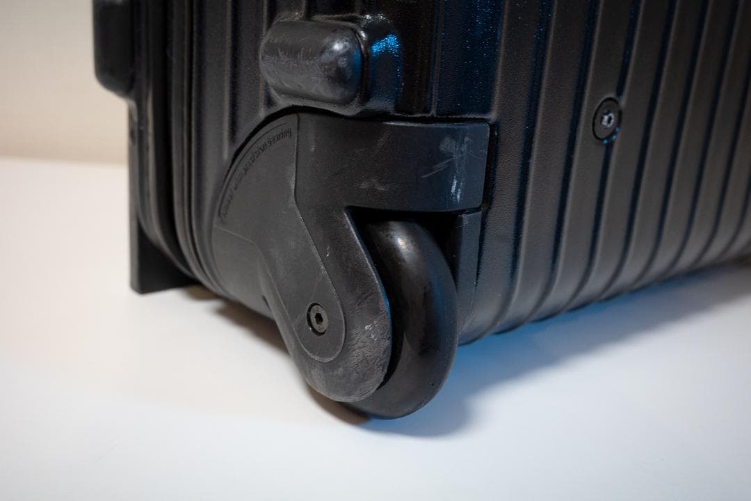 RIMOWA リモワ SALSA サルサ ２輪　ブラック　 33 34 35