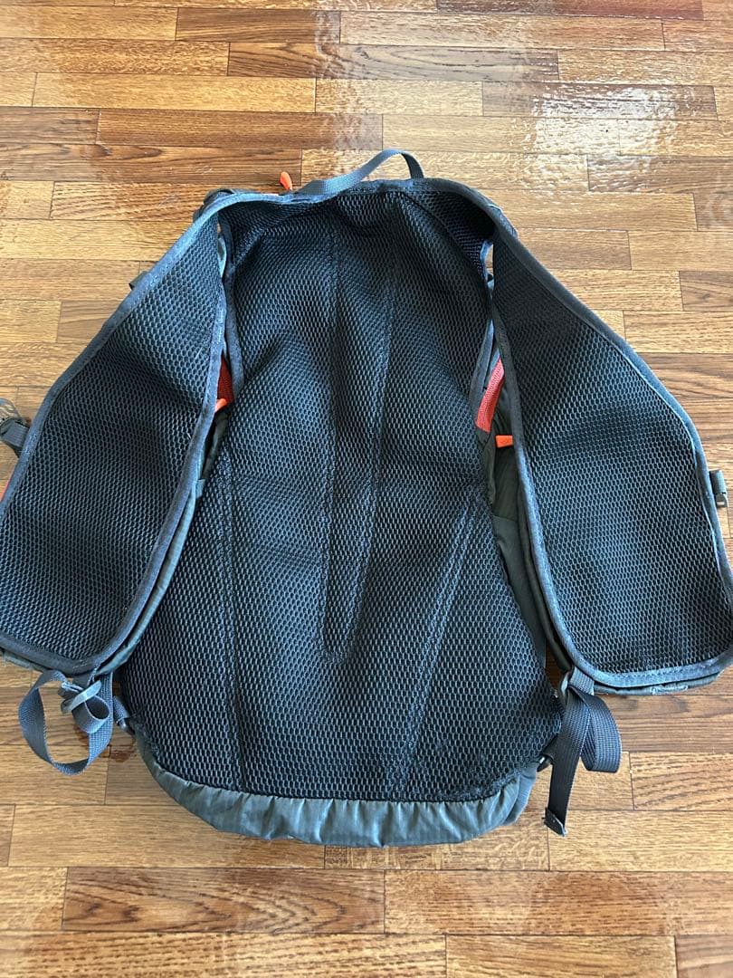 モンベル　アングラーパック15