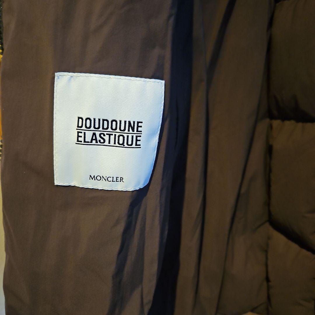 美品モンクレール　ダウンコート　ダウンジャケット　ブラウン