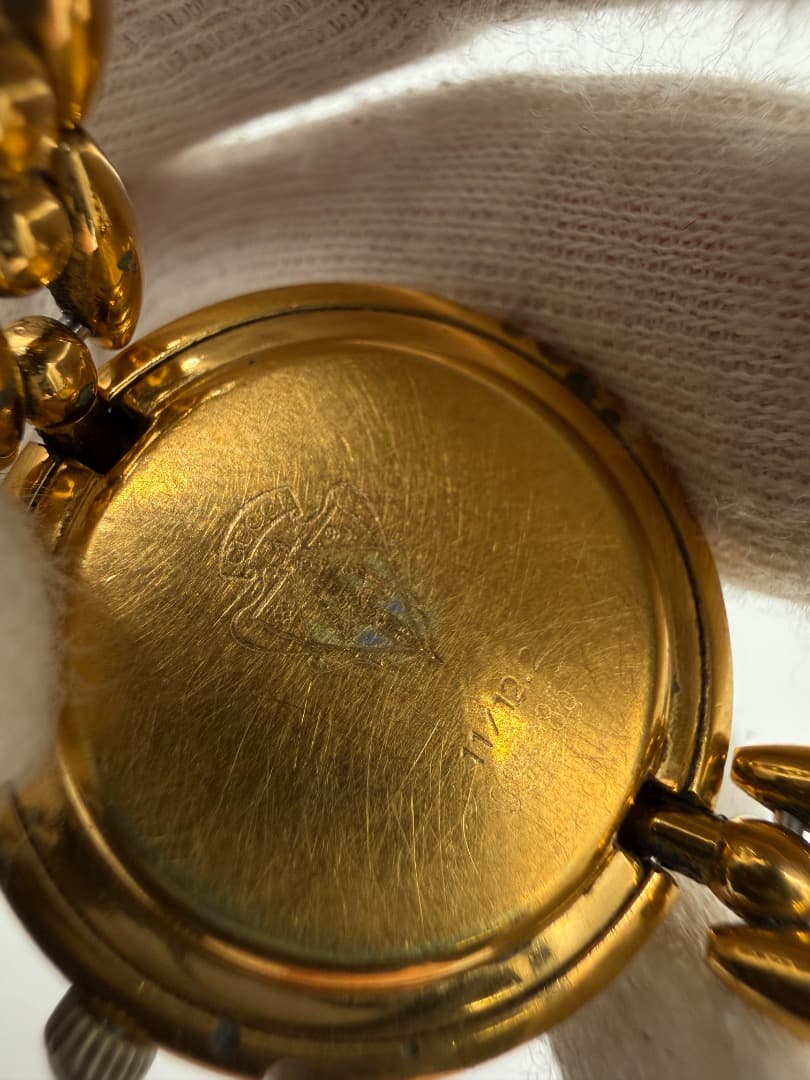 E*y様 GUCCI 腕時計