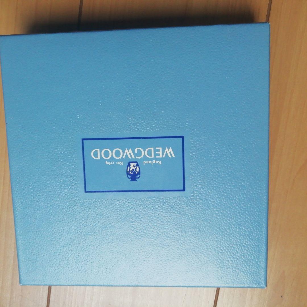 ウェッジウッド　青い陶器の置物セット 5枚