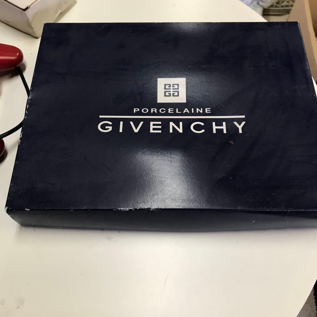 GIVENCHY ポーセリン カトラリーセット 25本