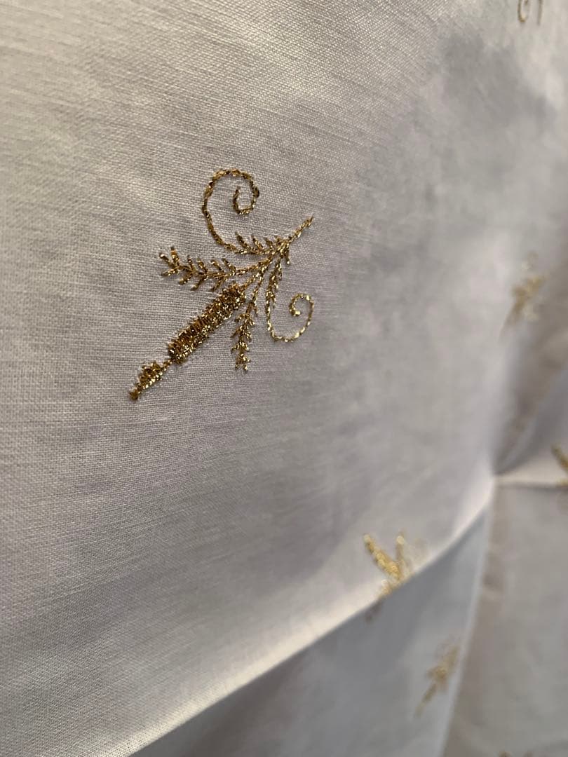 オーストリア製　ザルツブルグ　未使用品のクリスマステーブルクロス！素敵過ぎます！