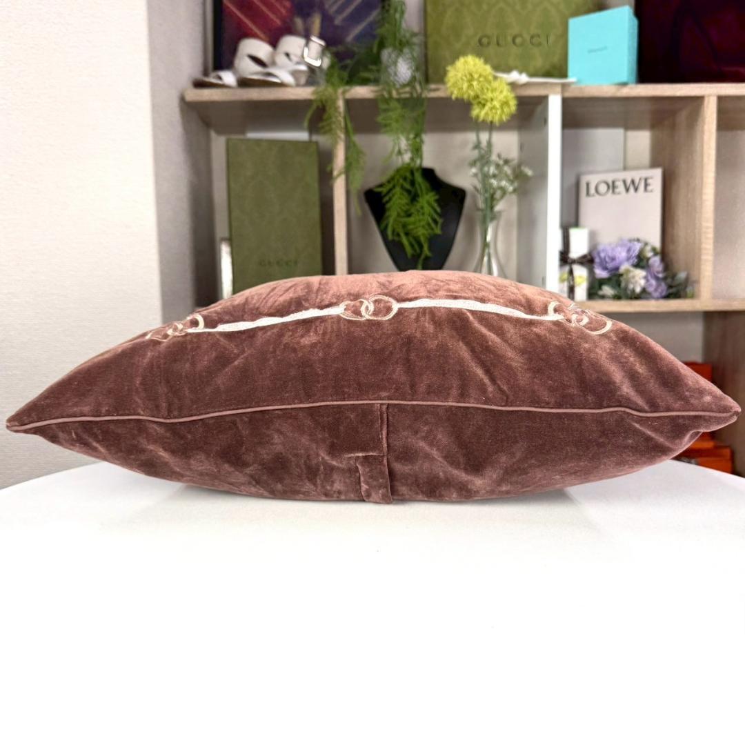 美品 CELINE クッション サルキー ベロア 刺繍