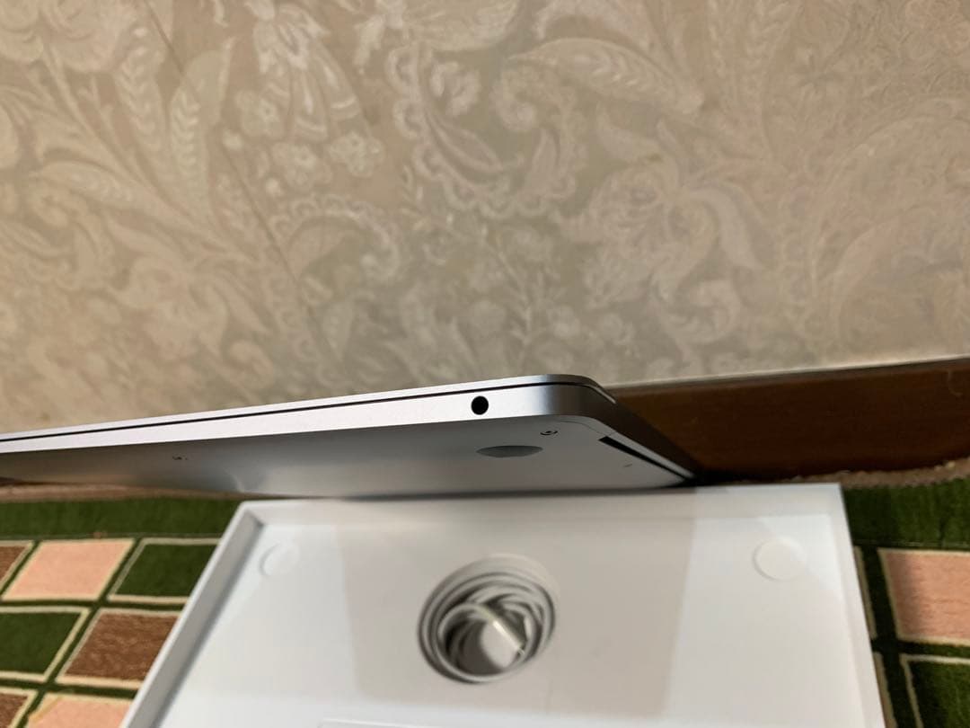 N*H様 Apple MacBook Air 13インチ シルバー