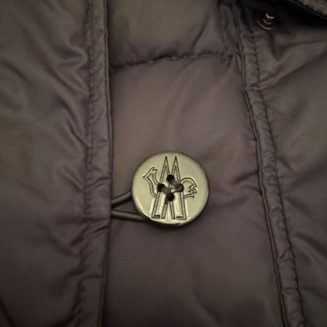 モンクレール　fuzzy