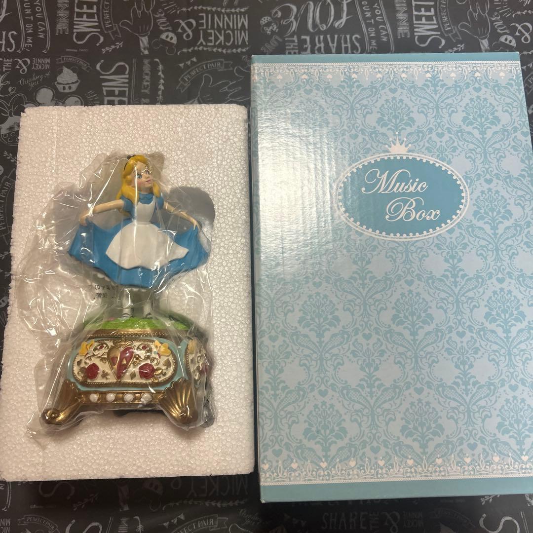 ディズニー　ふしぎの国のアリス　オルゴール